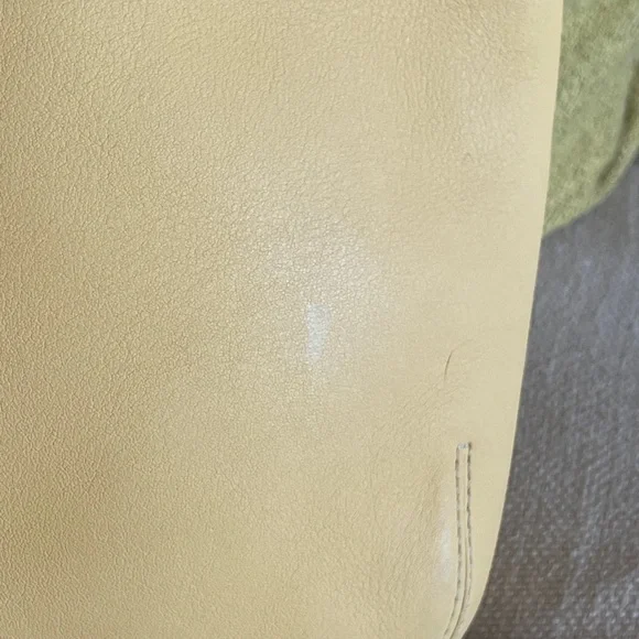 SOLD! Vintage Coach Yellow Leather Shoulder /Crossbody Handbag Purse No.9326 - Picture 8 of 11